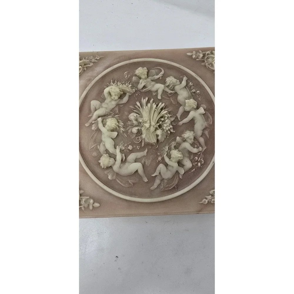 Vtg‎ Incolay stone jewelry box Victorian cherub carved Neoclassical Romantic
